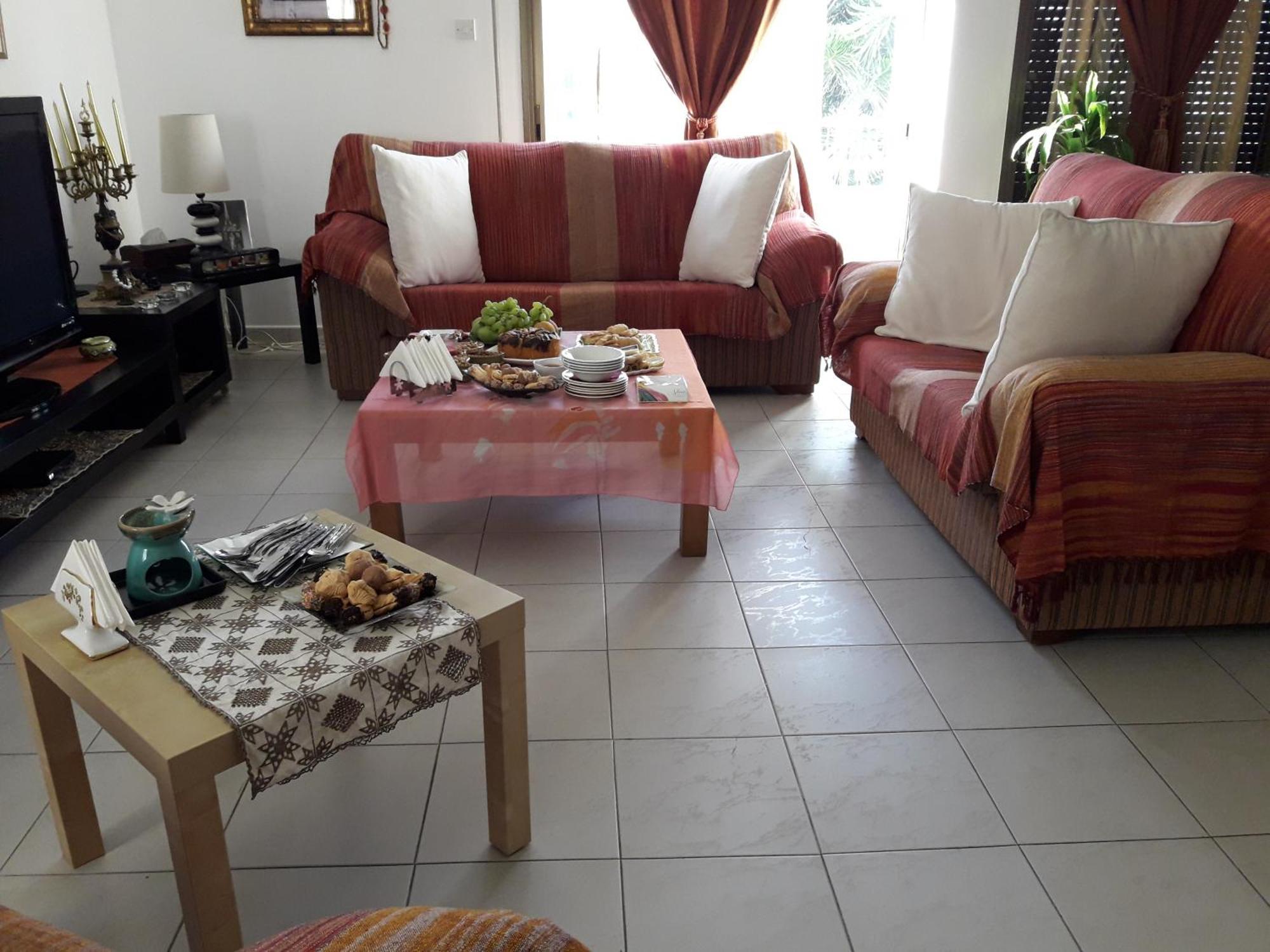 Shared Top 1St Floor Villa ลิมาซอล ภายนอก รูปภาพ